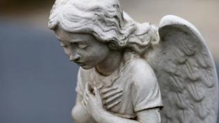 Цяла България потъна в скръб за това ангелче