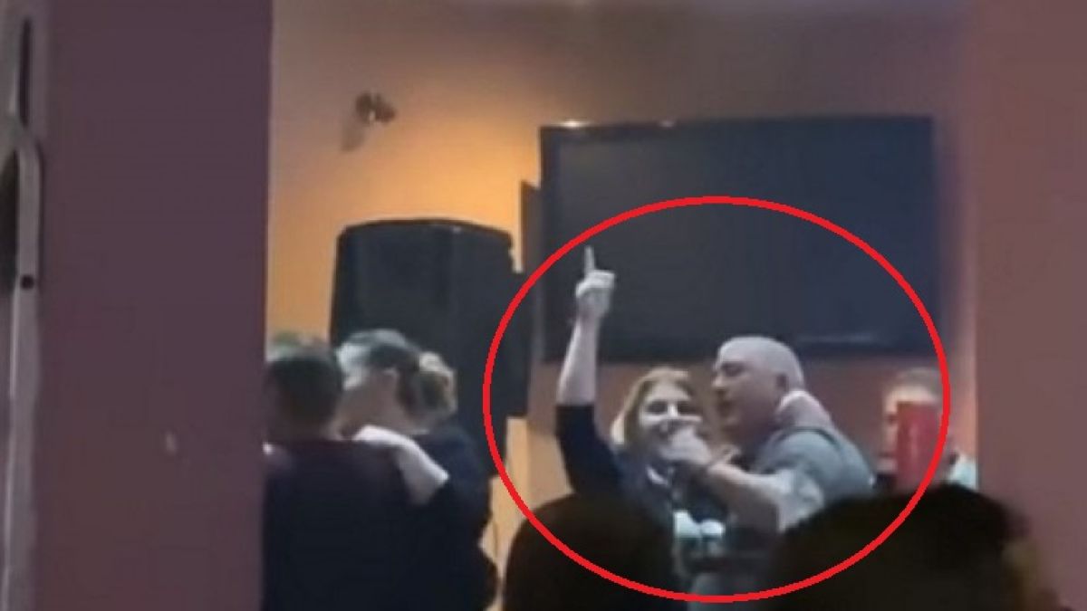 Кметът на Кресна спретна опасен купон насред пандемията ВИДЕО