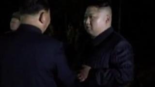 Мистерията с Ким Чен Ун се заплита: показаха двойниците му ВИДЕО
