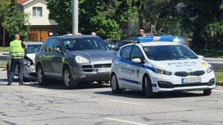 Ужас след ужас на столично кръстовище СНИМКИ