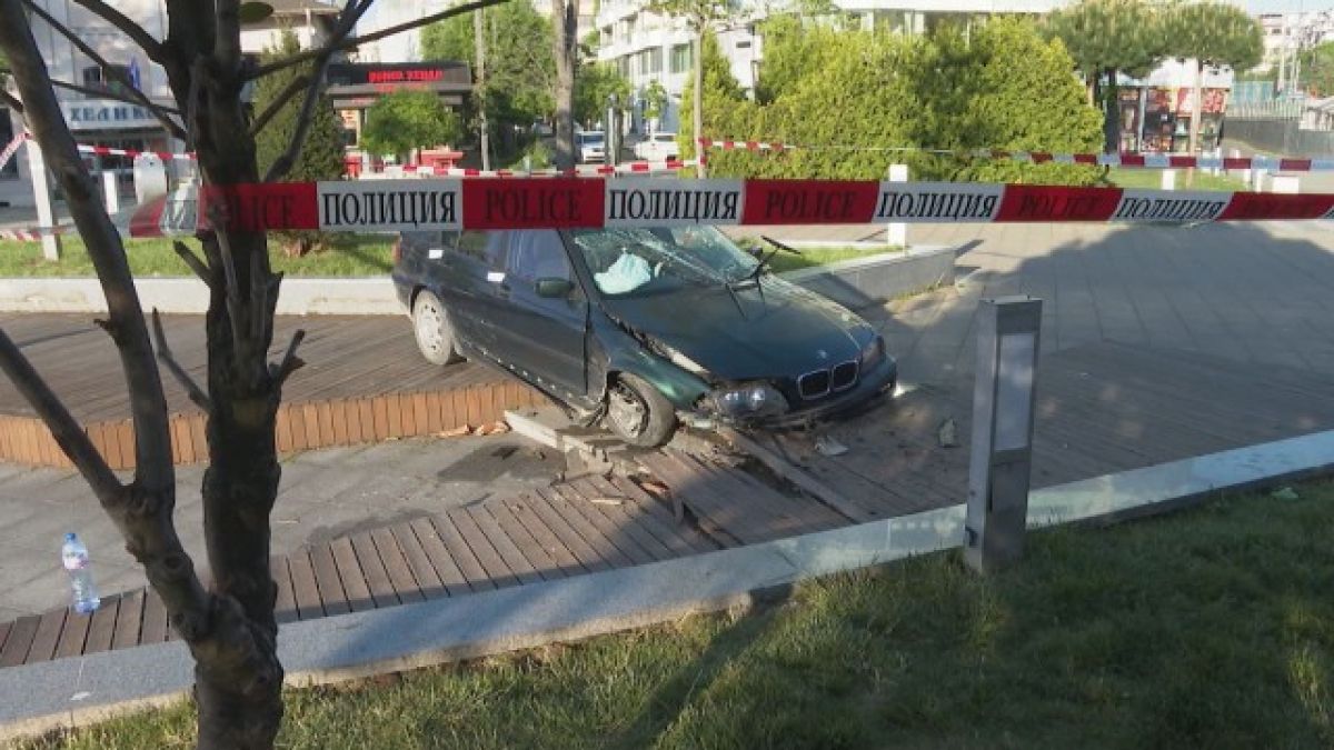 Горещи подробности за богаташкия син с G-класа, спретнал нагла гонка с полицаи в Бургас 