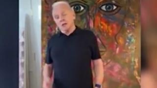 Антъни Хопкинс предизвика Сталоун и Шварценегер с танц ВИДЕО