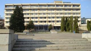 Руснаци, дошли да работят по Балкански поток, под карантина в хотел в Монтана 