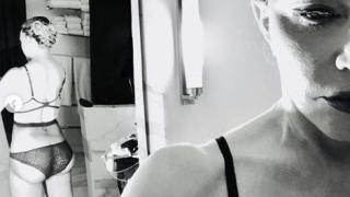 Мадона подпали мрежата с разголени СНИМКИ 18+