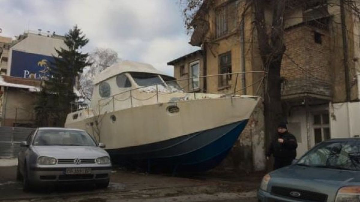 Софиянци се фукат с 350 яхти, 87 самолета и 80 джета