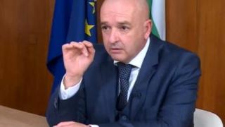 Генерал Мутафчийски посече Бенатова: Докато моите колеги умират, вие се занимавате с глупости! ВИДЕО