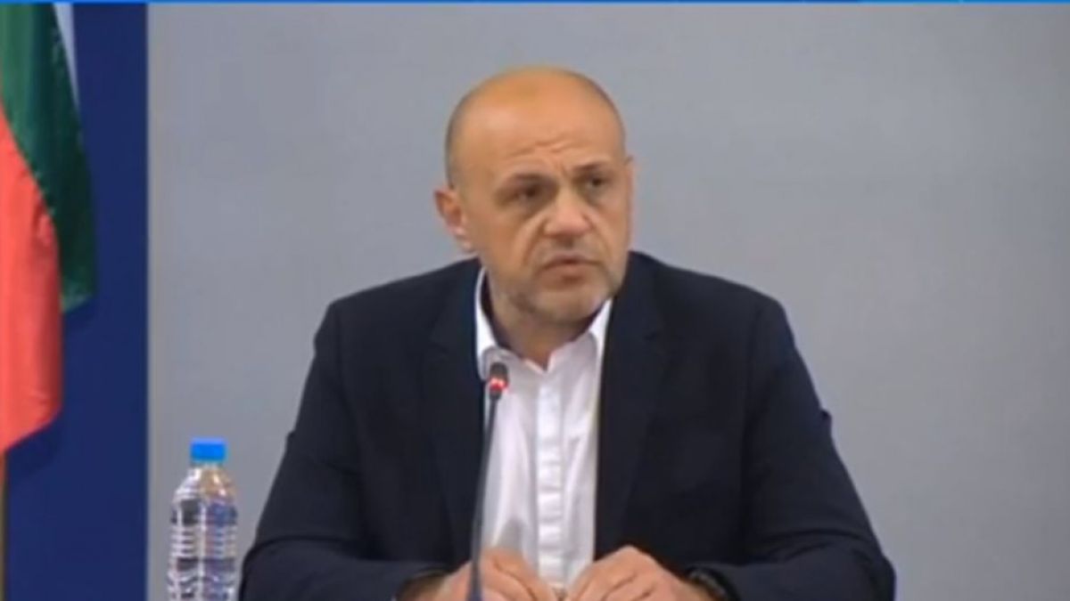 Томислав Дончев за държавните бензиностанции: Ще има още един играч на пазара