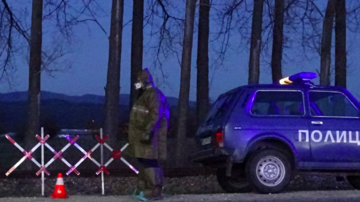 Блокираха нощес голямо село у нас, пламнало от коронавирус