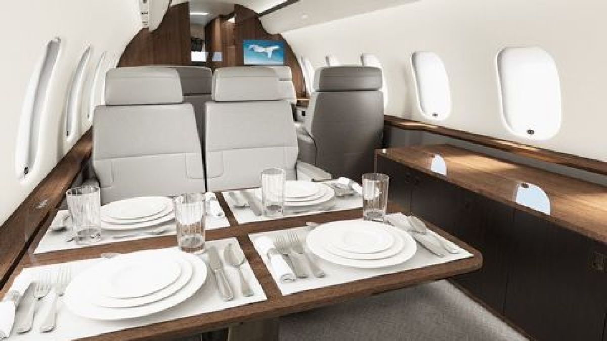 Васил Божков си купил чисто нов самолет Bombardier Global 5000 за 45 милиона долара УНИКАЛНИ СНИМКИ И ВИДЕО