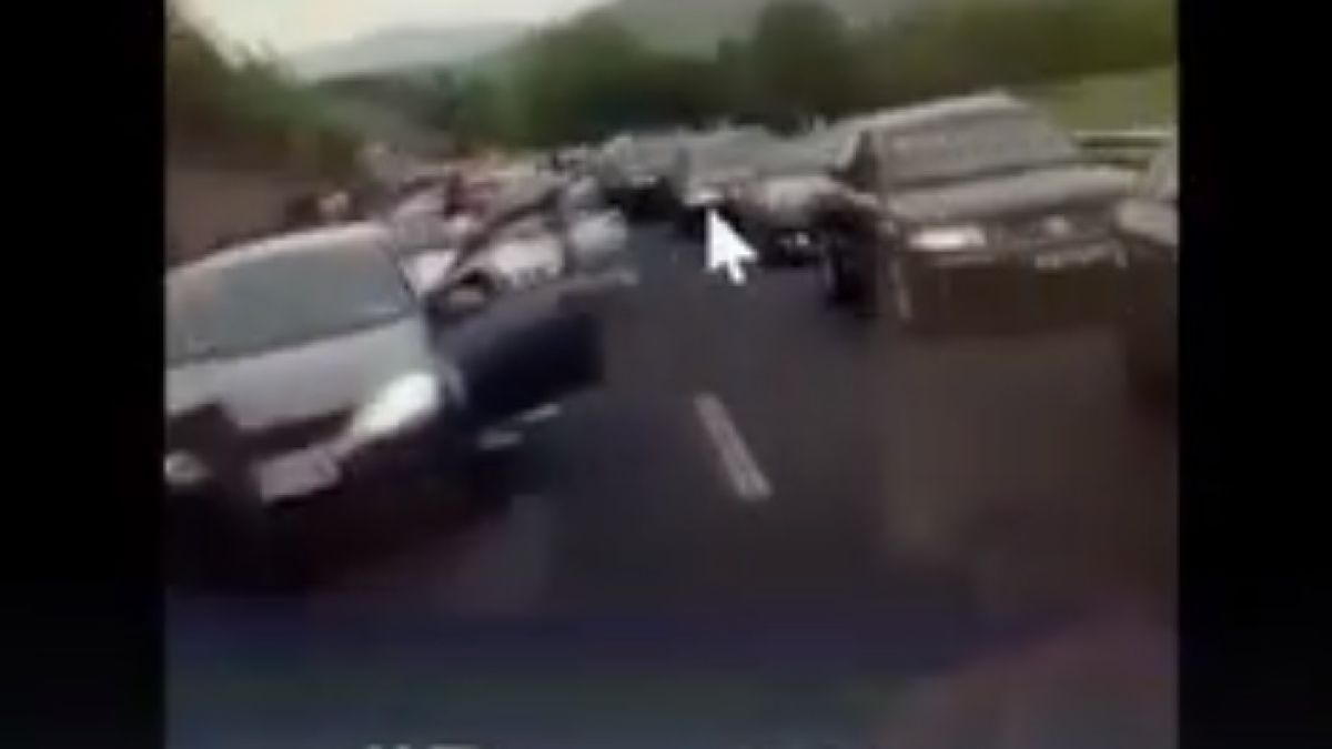 Абитуриент със страшен разказа за „конвоя за игра със смъртта“! ВИДЕО