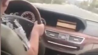 Цигански барон в Стряма окичи 9-г. си син със златни ланци, даде му Мерцедеса си и... ВИДЕО