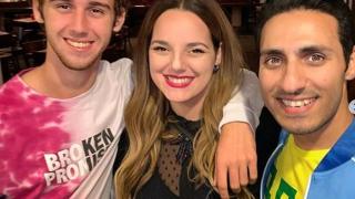 Майка на юноша плаши всичките му гаджета, а причината е потресаваща ВИДЕО