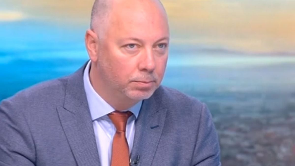 Желязков за пътуванията: Президентът Вучич заяви - каквото каже Бойко, това правим!