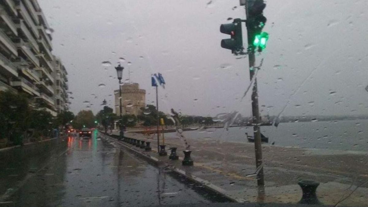 Адът се разтвори над Солун СНИМКИ