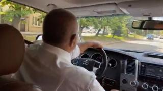 Борисов подкара джипа и тръгна на обиколка из... НА ЖИВО