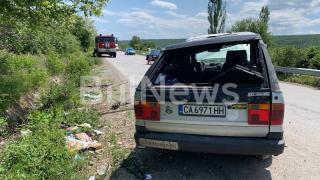 Зрелище на Е-79! Две жени с джип се въртяха по покрив СНИМКИ
