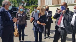 Брижит Макрон стъписа всички с първата си поява след карантината ВИДЕО 