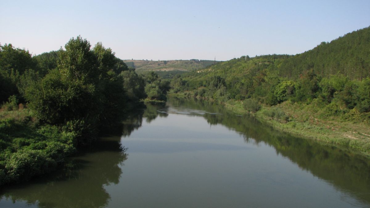 Кошмарна гледка по река Янтра стресна хората в горнооряховско село 