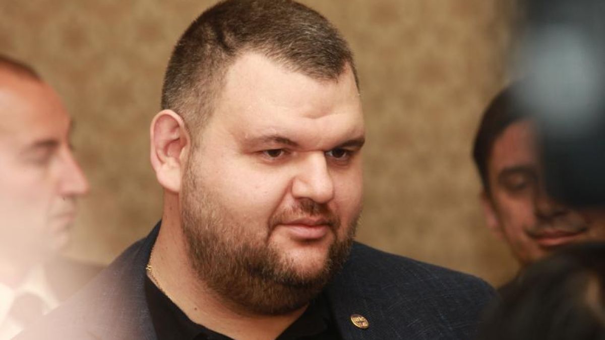 Делян Пеевски: Честит Рамазан Байрам!