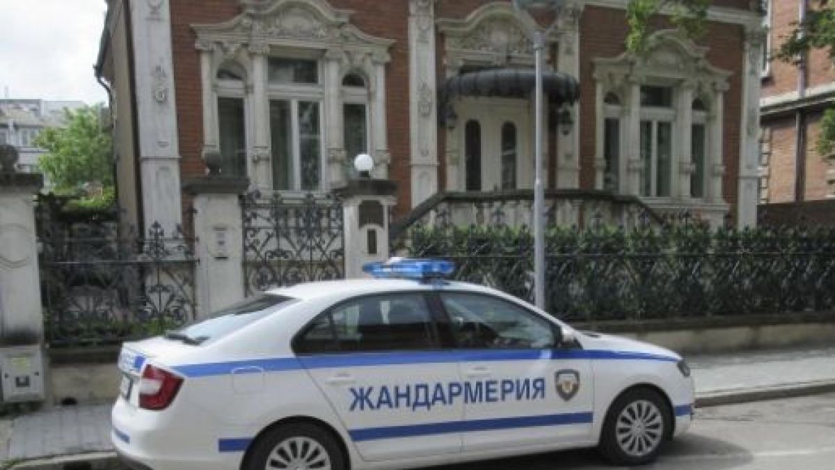 Ето какво се случва в момента с къщата на един от братята Бобокови в Русе