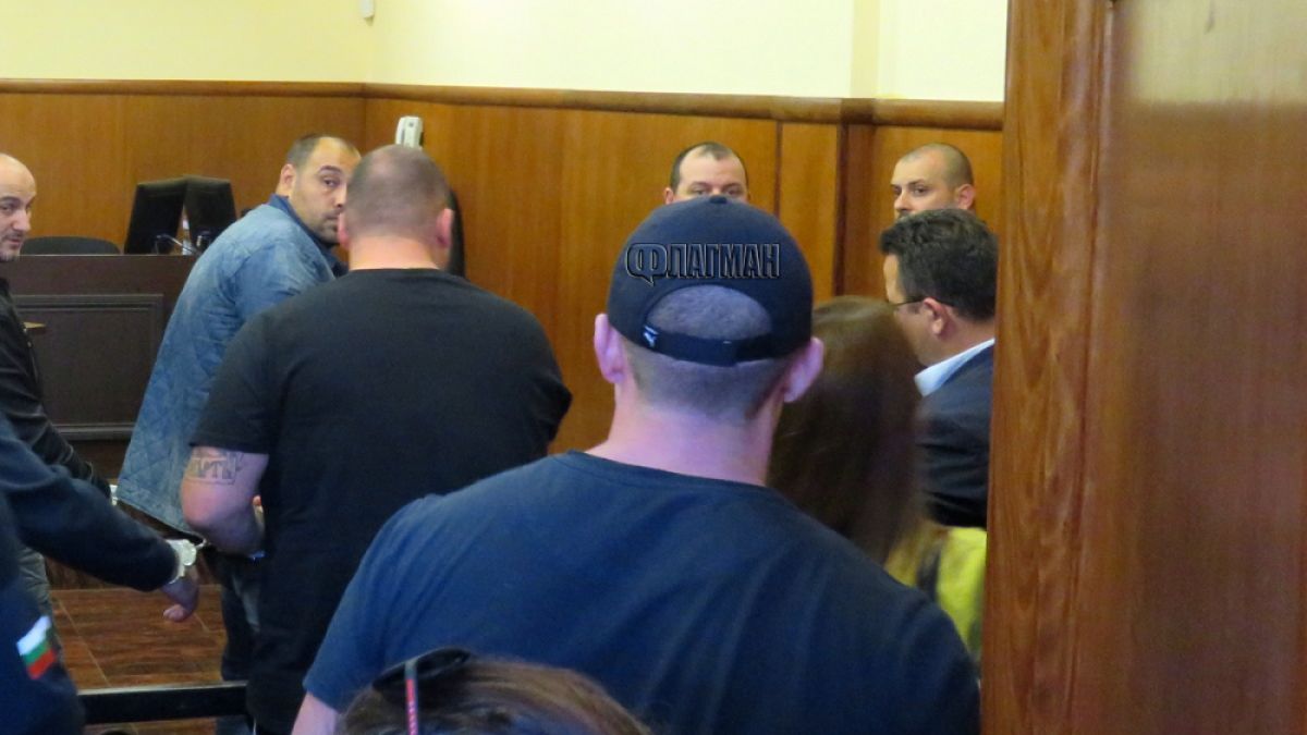 Бургаски ъндърграунд герой, бос на свирепа банда за рекет, го закъса жестоко