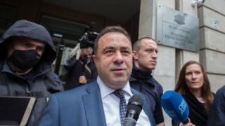 Арестуваният зам.-министър си сложи ръка на сърцето пред спецсъда и... 