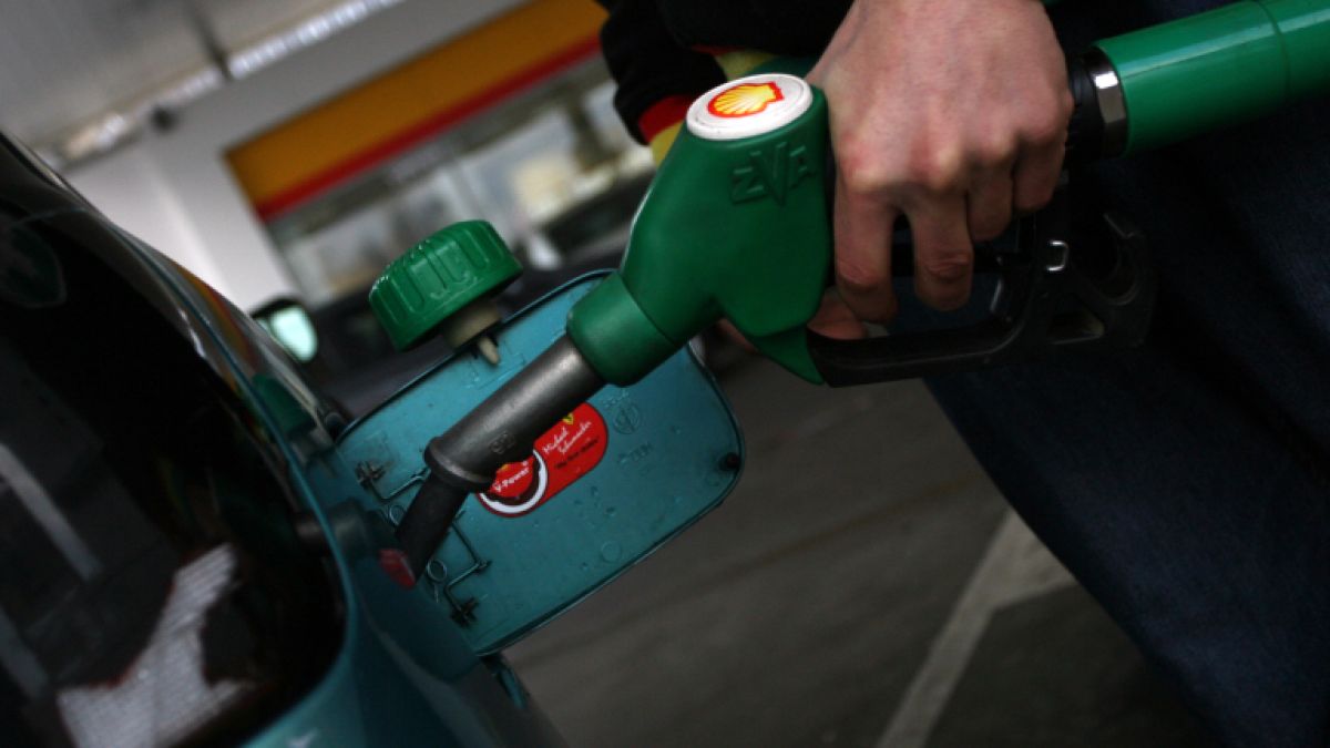 Бензинът поскъпва във Венецуела за първи път от 20 години 