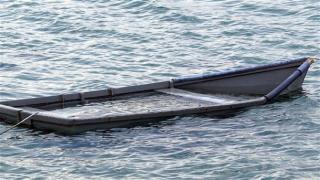 Рибари обърнаха лодката си край Варна, ето кой ги спаси
