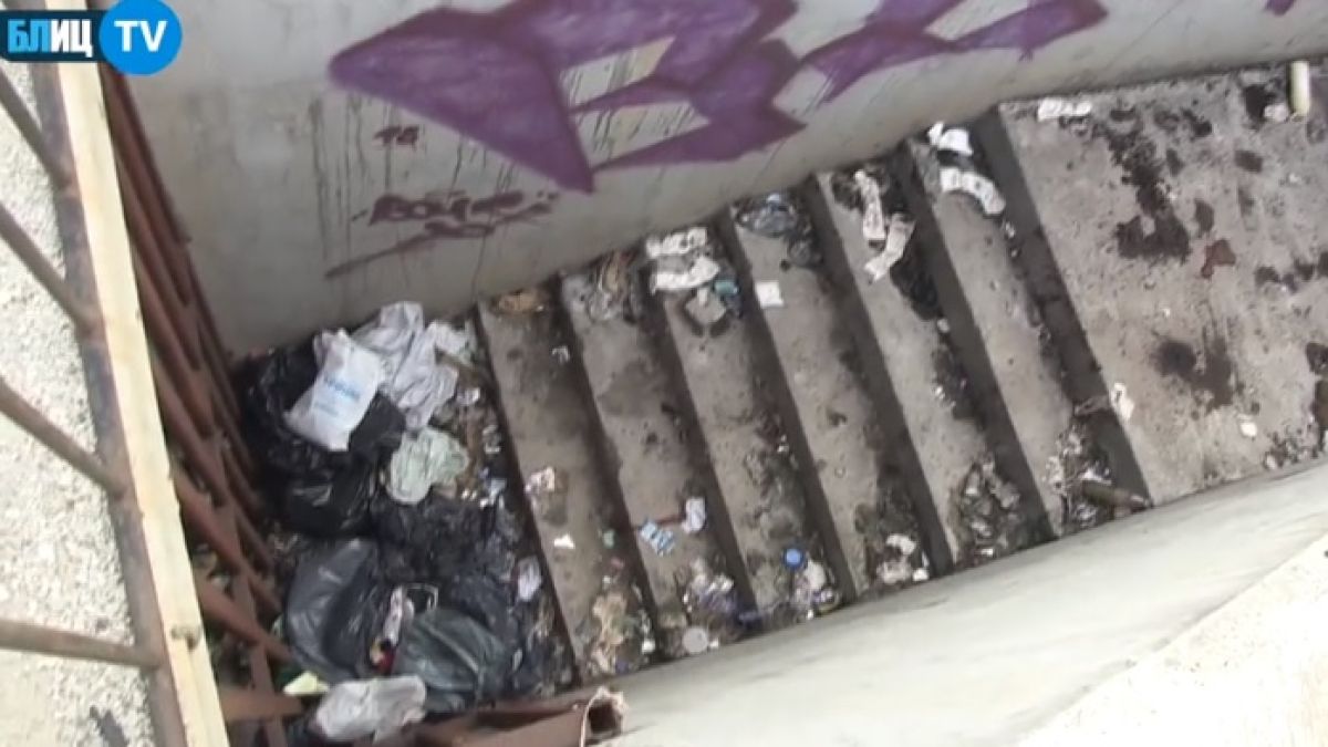 Тотална кочина само на метри от знаково място в европейска София ВИДЕО