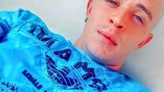 Бдителен папагал стъжни живота на нагъл апаш и... СНИМКИ 