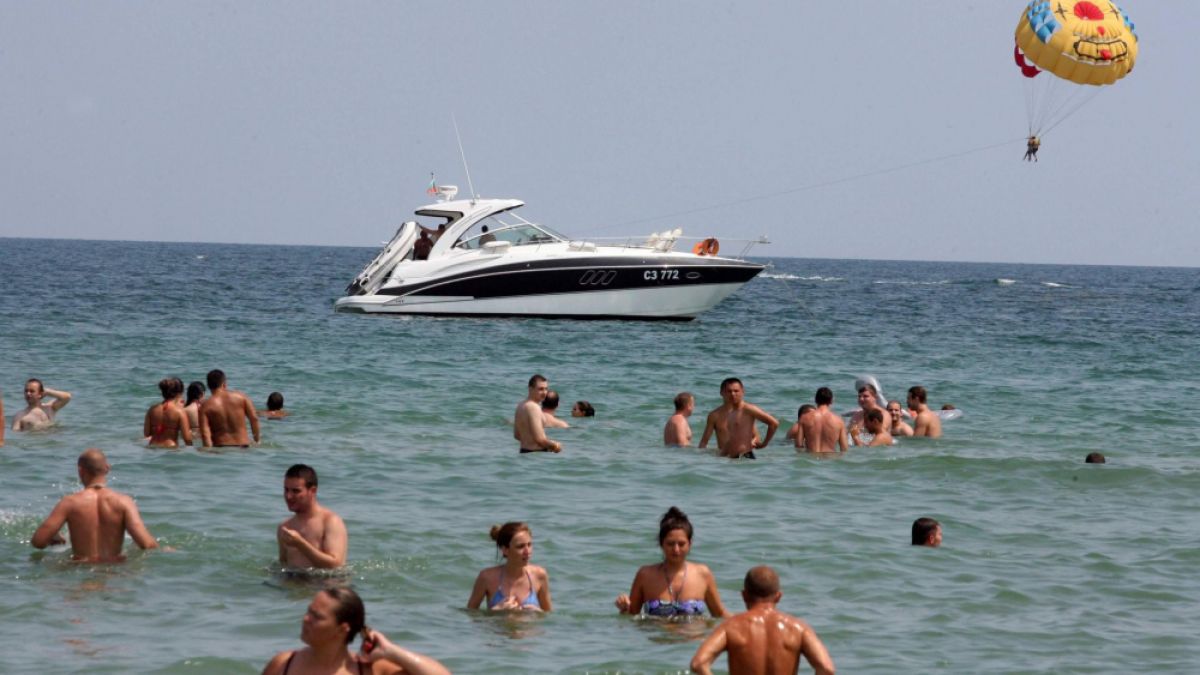 Ето с колко много е по-евтино морето у нас през юни