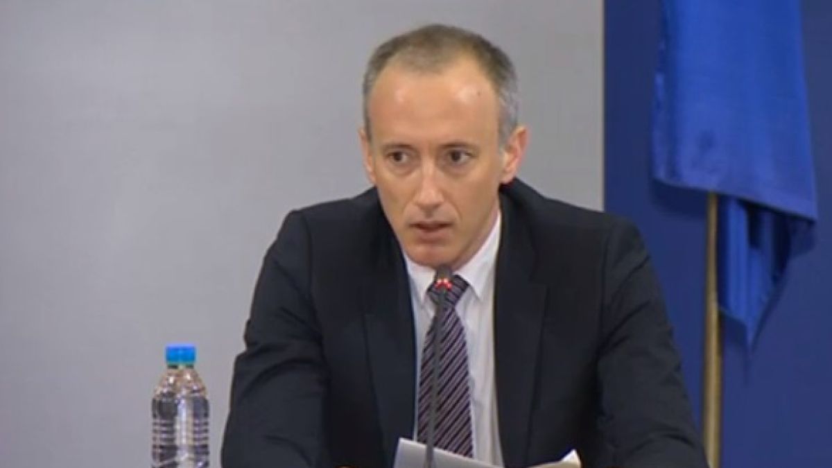 Министър Вълчев съобщи дълго чакана новина за децата в градините и учениците 