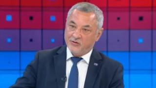 Валери Симеонов: Божков се държи като дете, за 18-те обвинения нищо не казва!