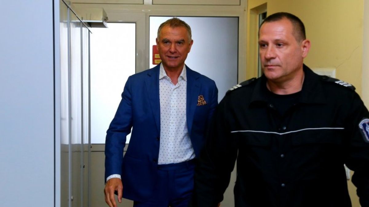 Атанас Бобоков проговори: Средната заплата на хората, които работят при мен е 1700 лева
