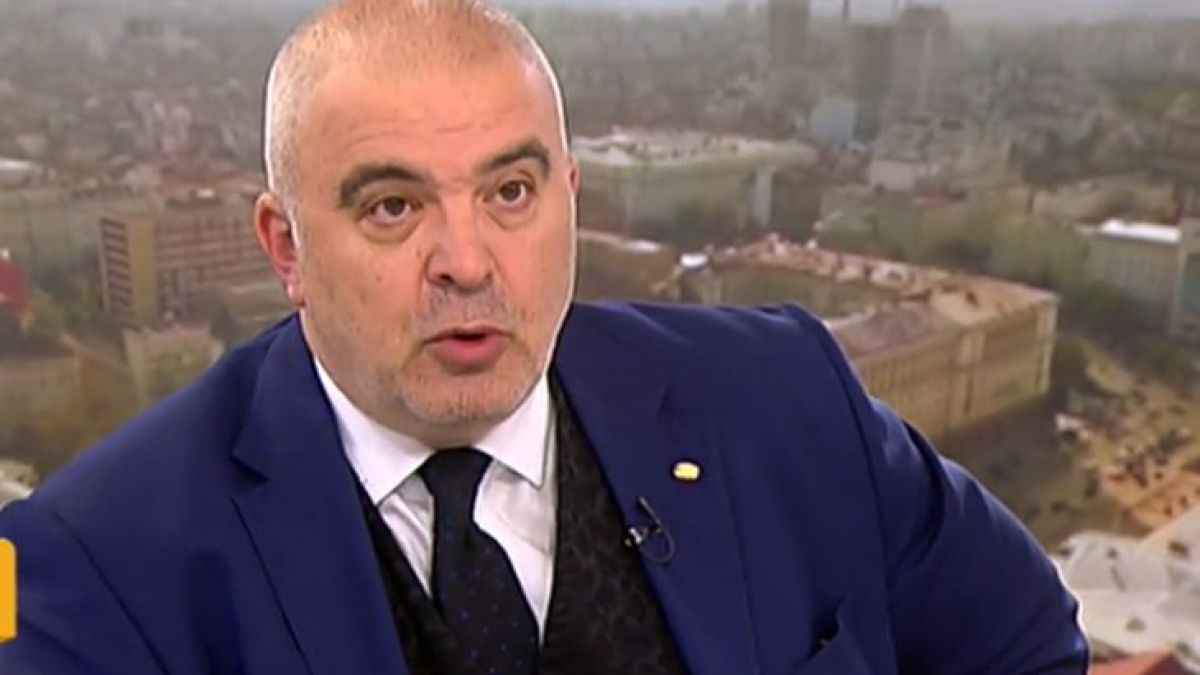 ГЕРБ пак с атака: Нинова и Радев да си кажат за Божков