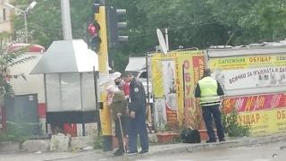 Сигнал до БЛИЦ: Неприятен инцидент до голям столичен мол СНИМКИ