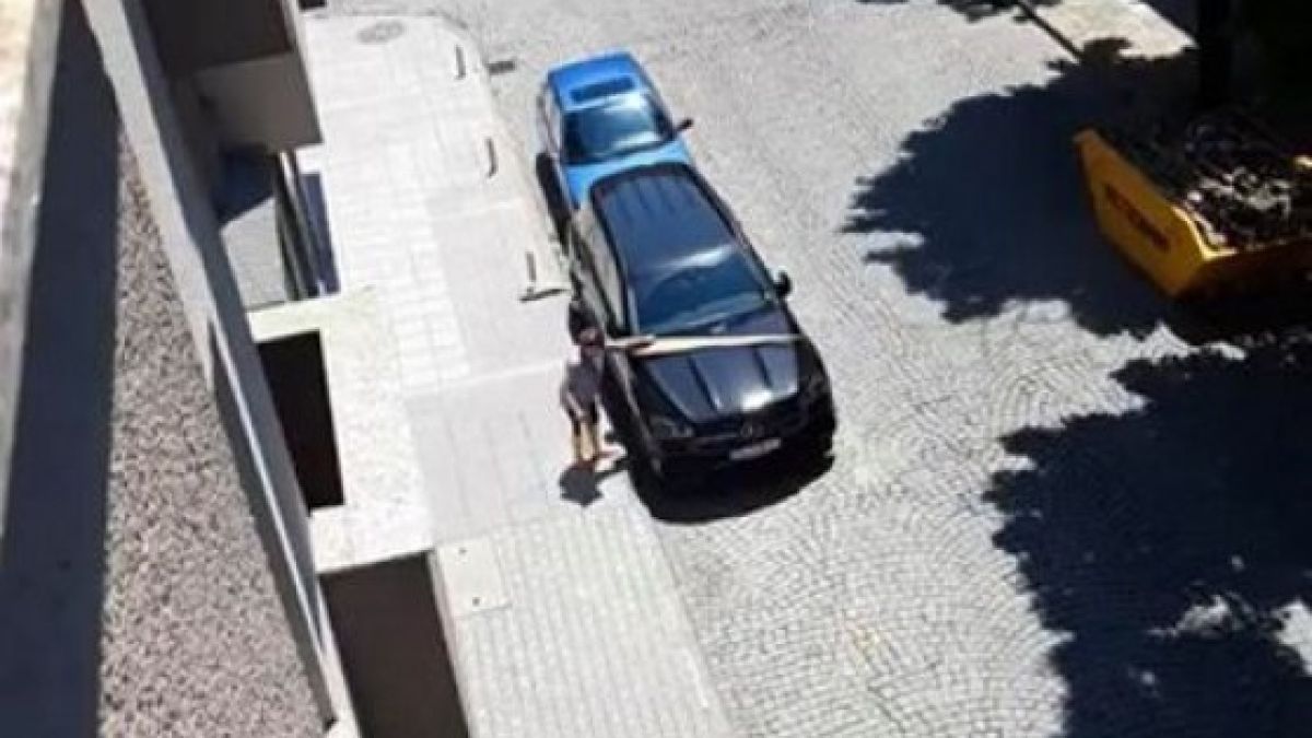 Брутален вандализъм в центъра на Пловдив ВИДЕО 