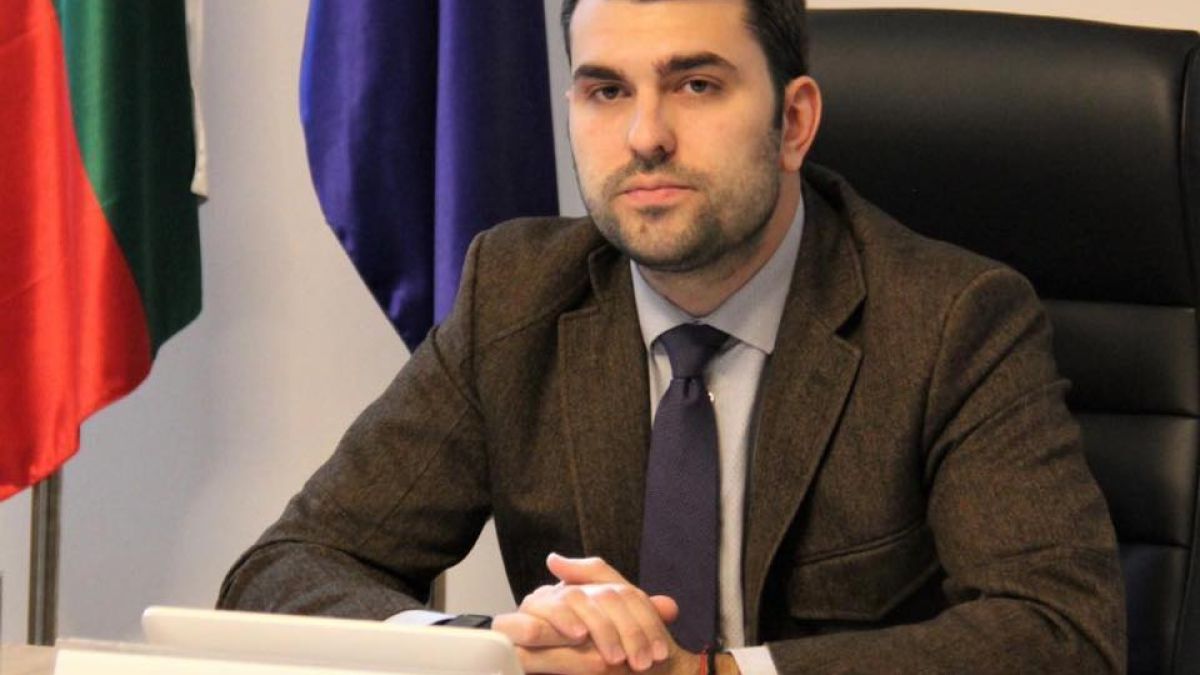 Шефът на младежкия ГЕРБ с остра атака към Цветанов