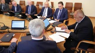 Горещи новини за минималната работна заплата, от следващата година...