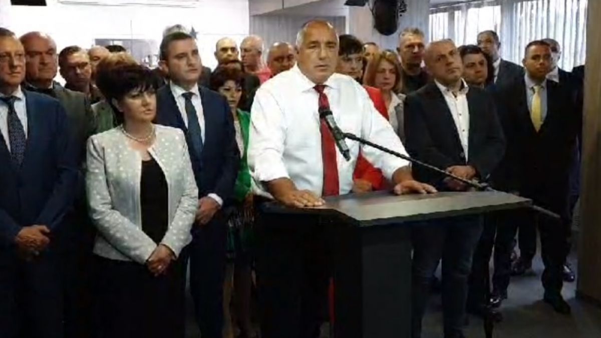 Премиерът скочи на Цветанов и заяви: Бенатова знае за стаята ми в Бояна, Сретен Йосич и Божков не ме изплашиха БЛИЦ TV