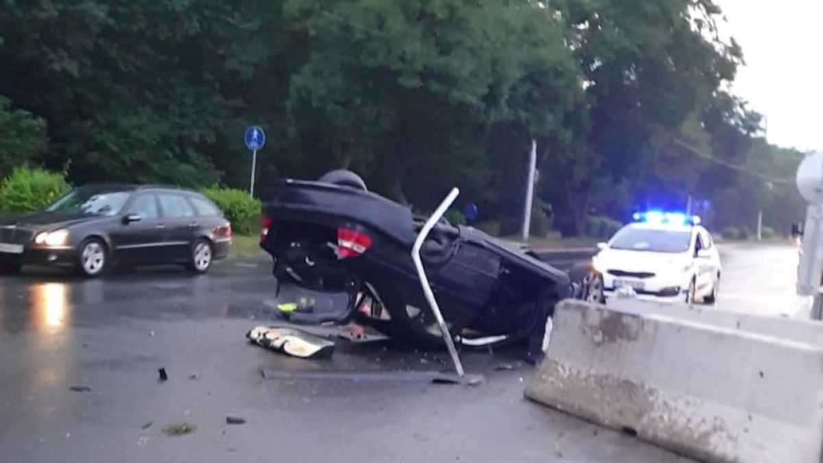 Чудовищна катастрофа с мощно, спортно БМВ в Пловдив ВИДЕО 