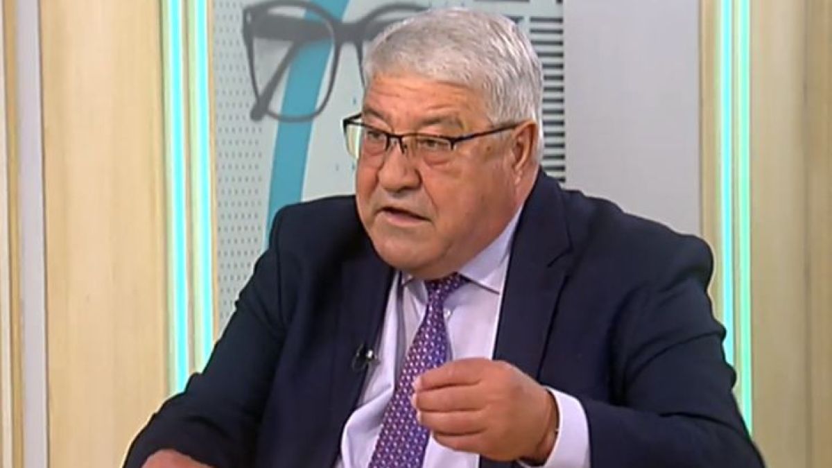 Гърневски хвърли бомба: Радев да ходи с "Грипен" и Нинова за стюардеса в Дубай