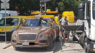 Общински паяк в Пловдив отнесе златно Бентли СНИМКА