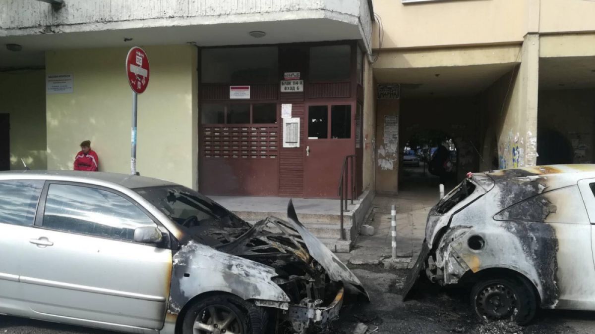 Извънредно в БЛИЦ: Жесток екшън в столичния кв. "Хиподрума" СНИМКИ