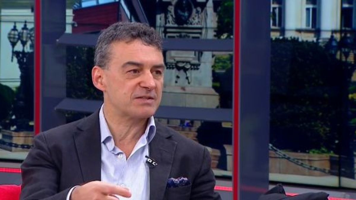 Проф. Иво Петров: 2 джаджи убиват К-19 у дома, а стари терапии борят вируса