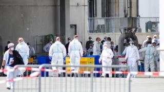 "Билд" тревожно: Гурбетчии от пламналата с К-19 кланица в Германия вече са се прибрали в България 