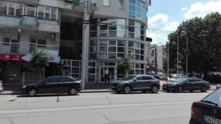 Първи СНИМКИ от обиските заради Пламен Бобоков и Пламен Узнов