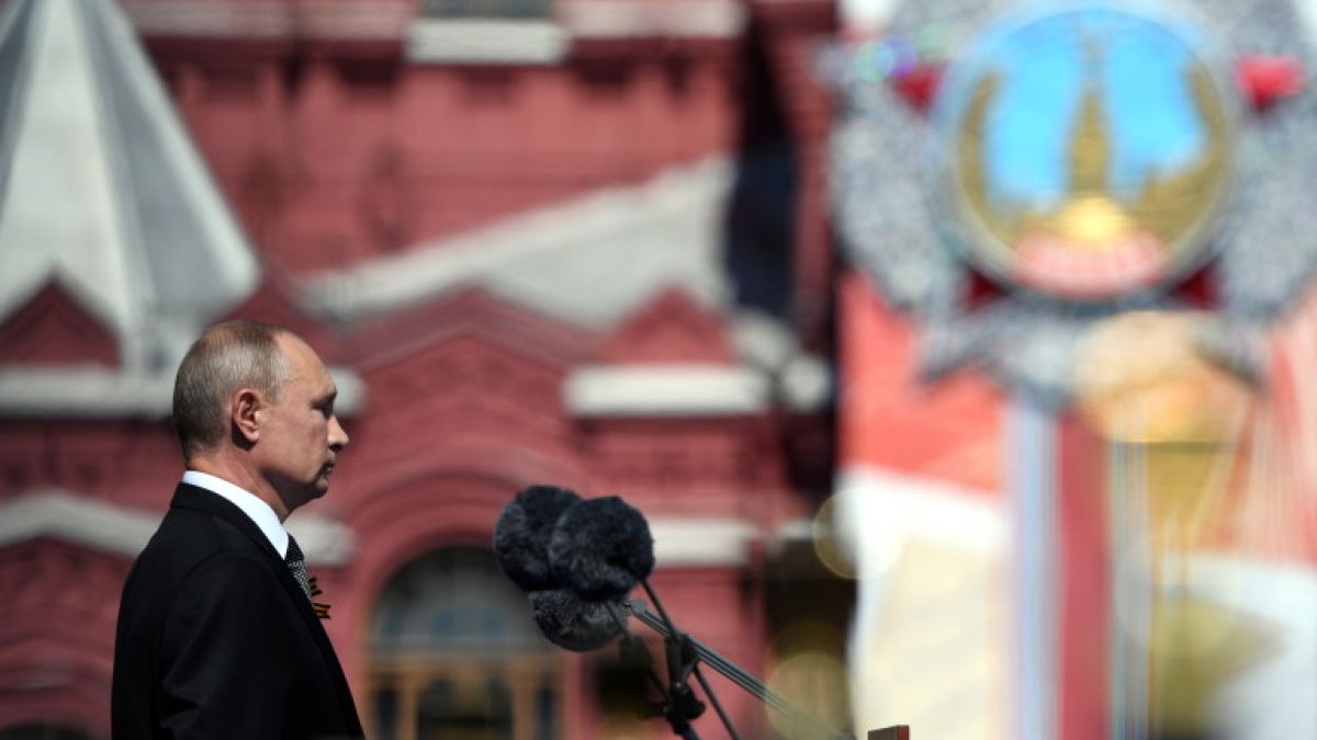 Путин на Парада на победата: Съветският народ спаси света от фашизма СНИМКИ/ВИДЕО