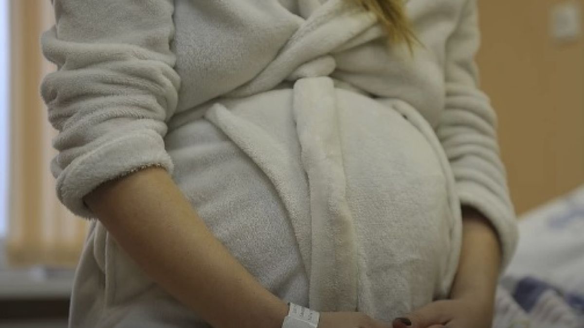 Българки се отдават под наем за 30-40 хиляди евро с цел...