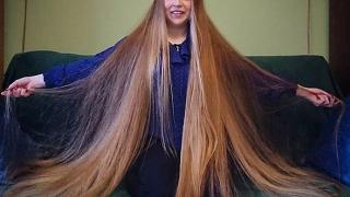 Красавица не се е подстригвала от детството, изглежда сякаш е от приказка СНИМКИ